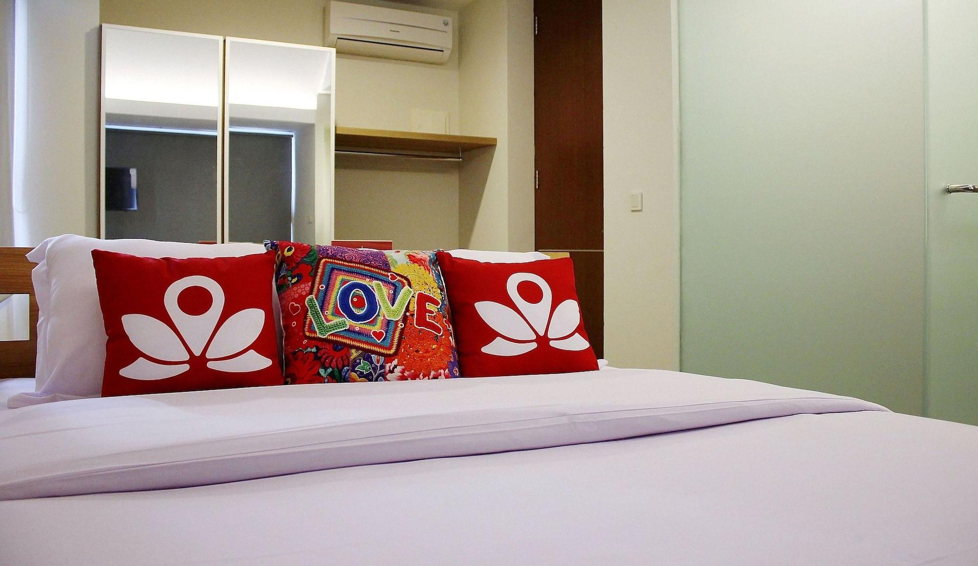 Zen Rooms Patra Kuningan Syariah Jakarta Exterior photo