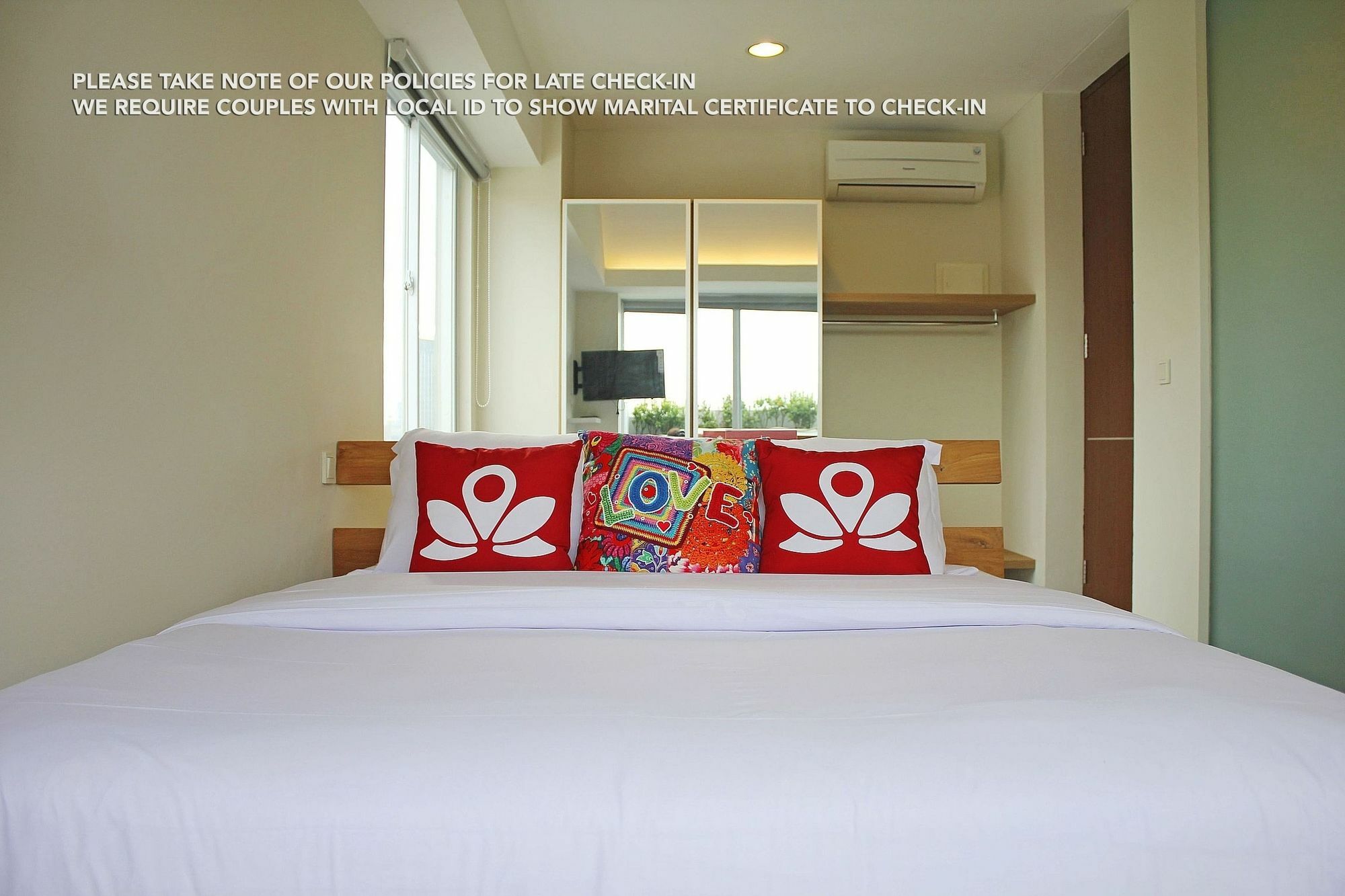 Zen Rooms Patra Kuningan Syariah Jakarta Exterior photo